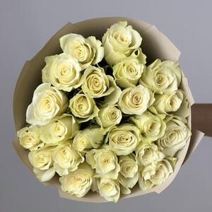 Букет цветов из 25 белых роз Кения