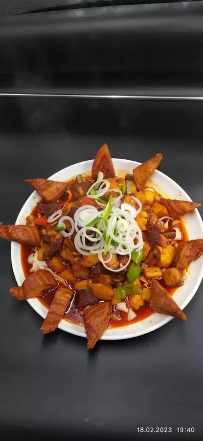 Баранина с лепешками