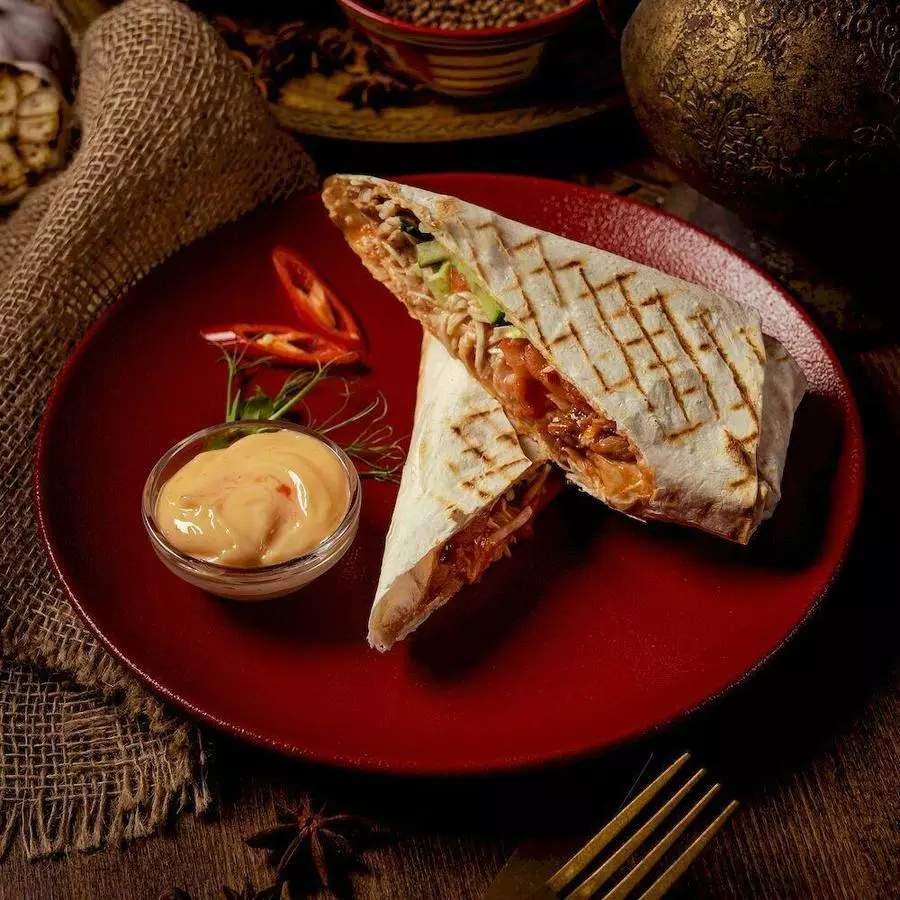 Шаурма с курицей (230/50 гр)