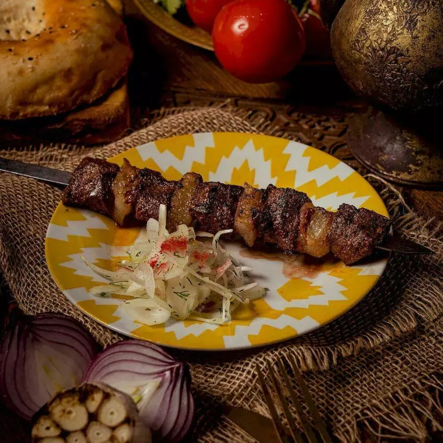 Шашлык из парной телятины (80/20/10 гр)