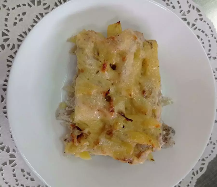 Куриная грудка запеченая с картофелем