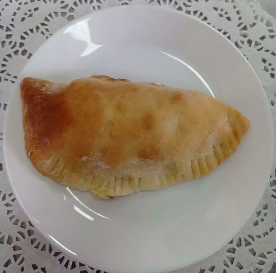 Закрытая пицца