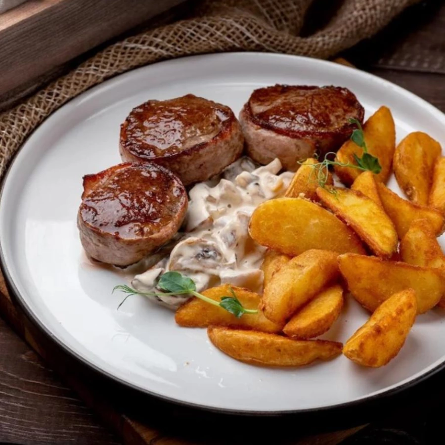 Медальоны из телятины