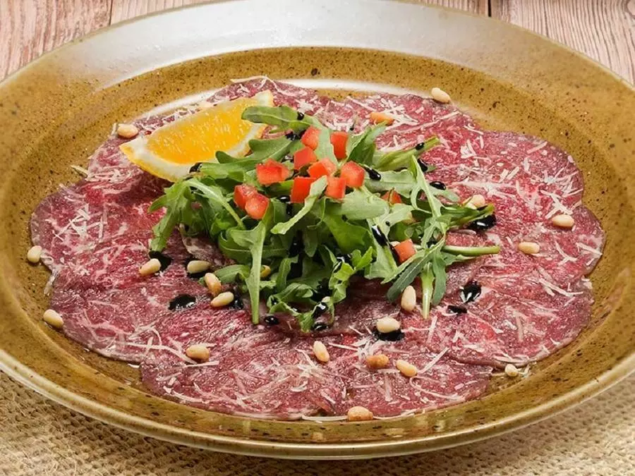 КАРПАЧО ИЗ ГОВЯДИНЫ