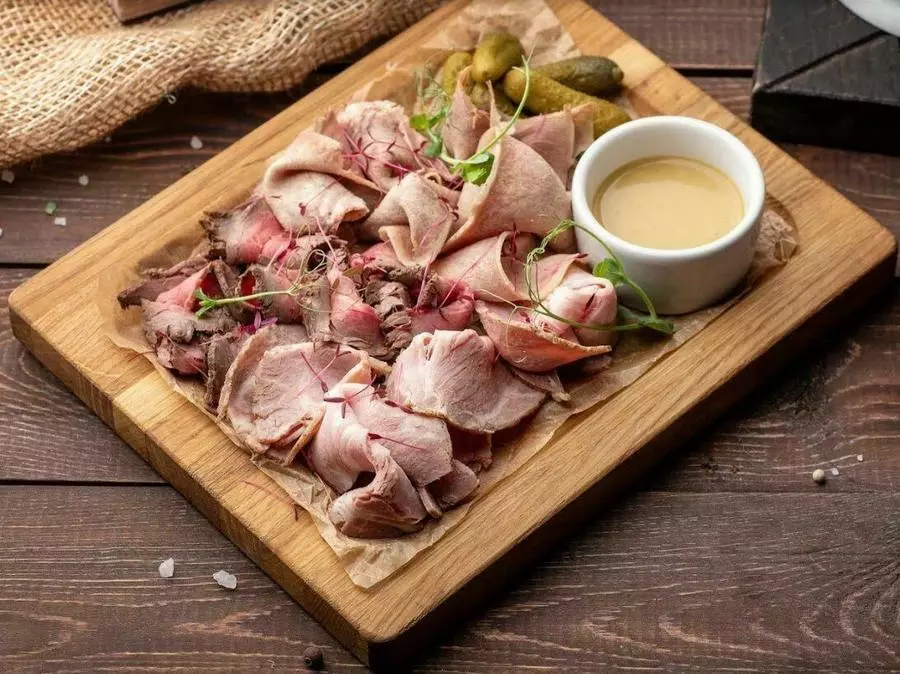 Мясное ассорти по-домашнему