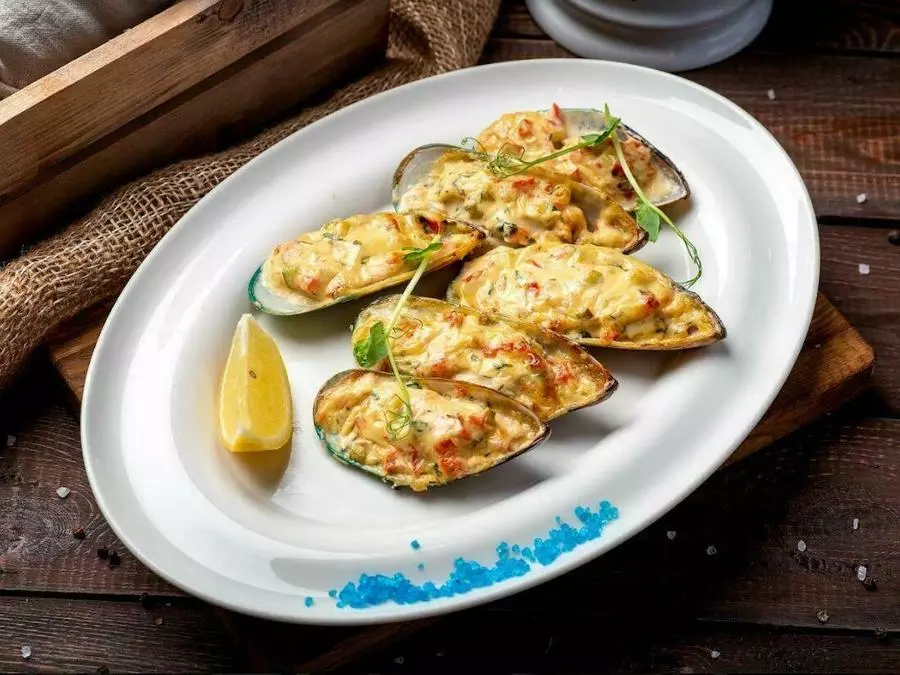 Мидии запеченные 