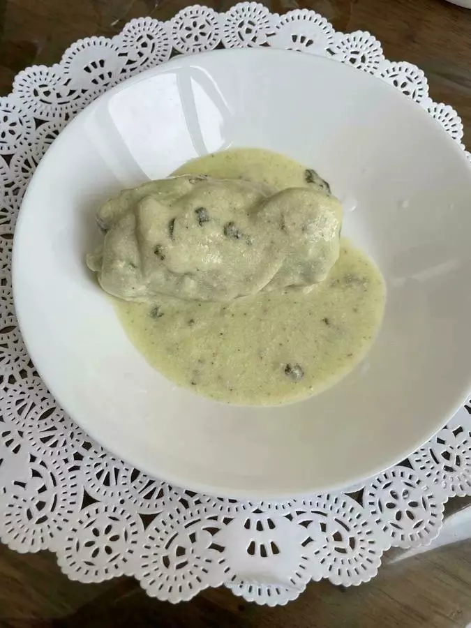 Куриное филе по-грузински "Чкмерули"
