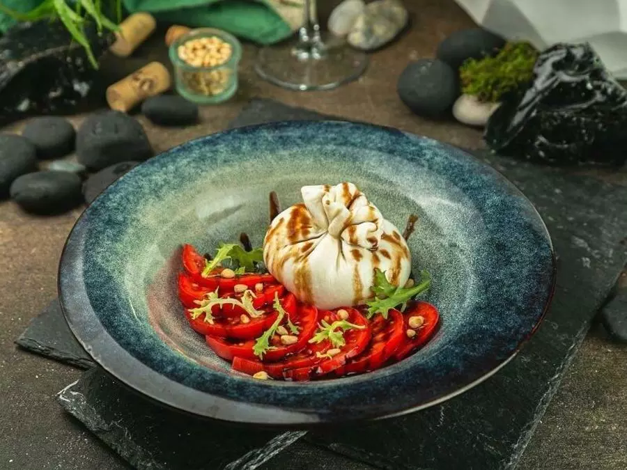 САЛАТ БУРАТТА