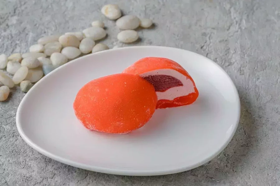 Моти ручной лепки