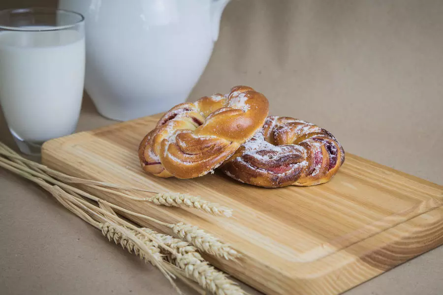 Булочка с конфитюром в ассотрименте 80г