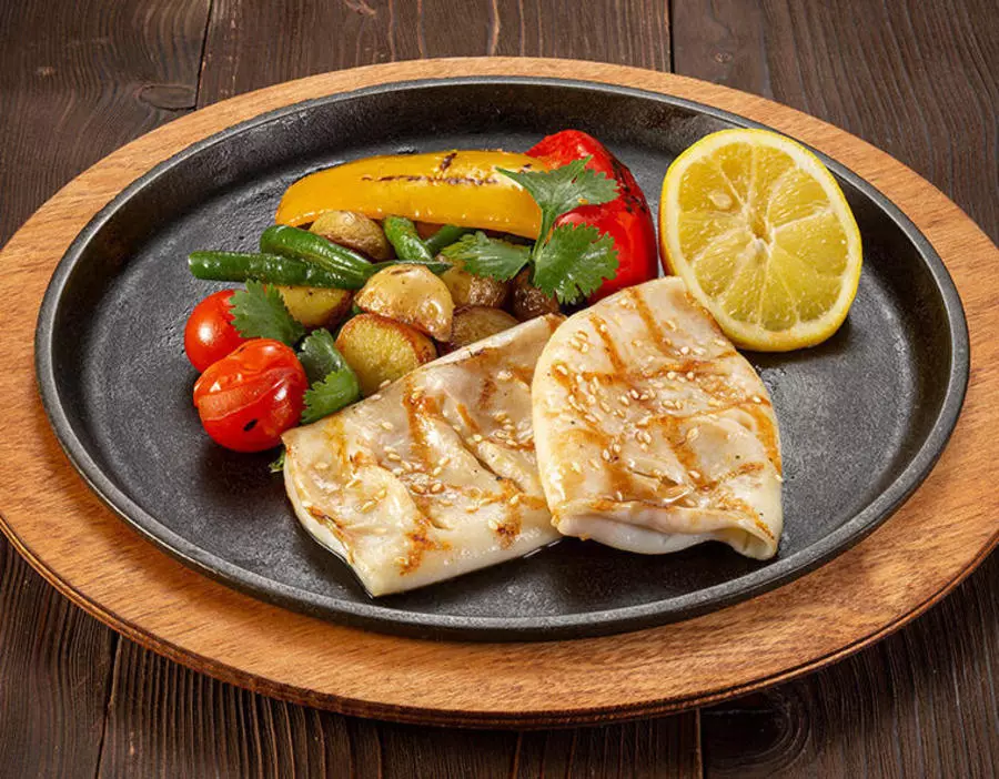 КАЛЬМАРЫ С ОВОЩАМИ