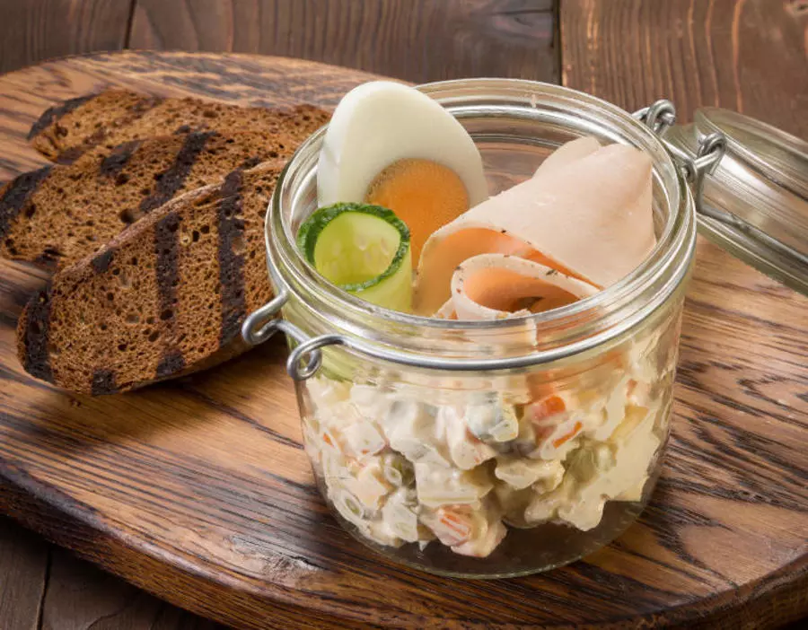 САЛАТ ОЛИВЬЕ