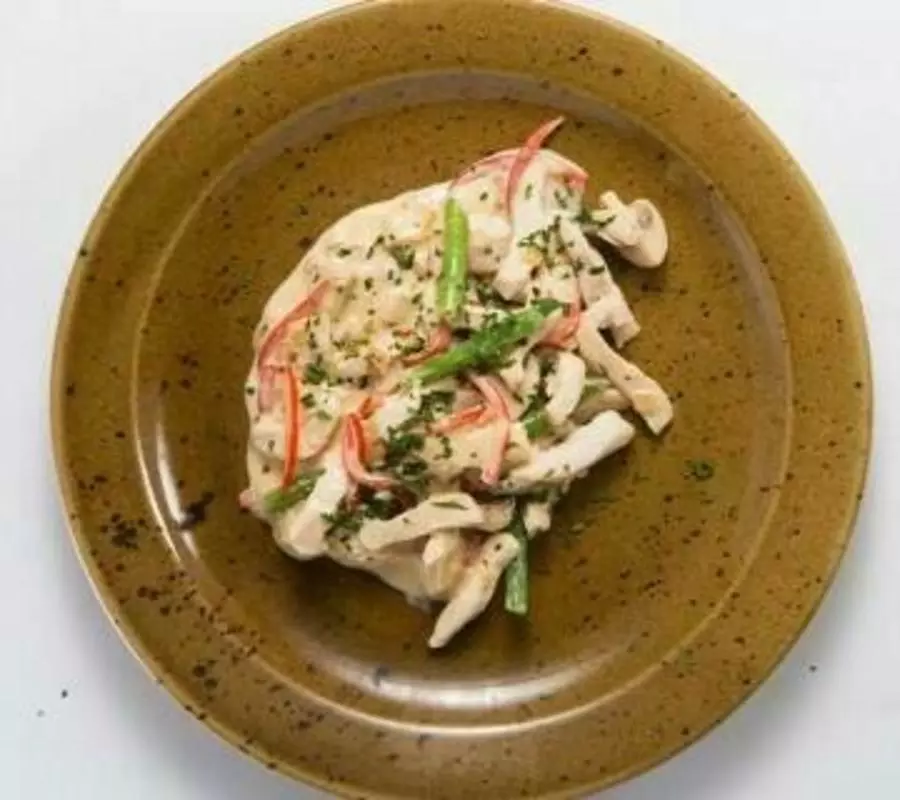 КУРИНОЕ ФИЛЕ В СЛИВОЧНОМ СОУСЕ