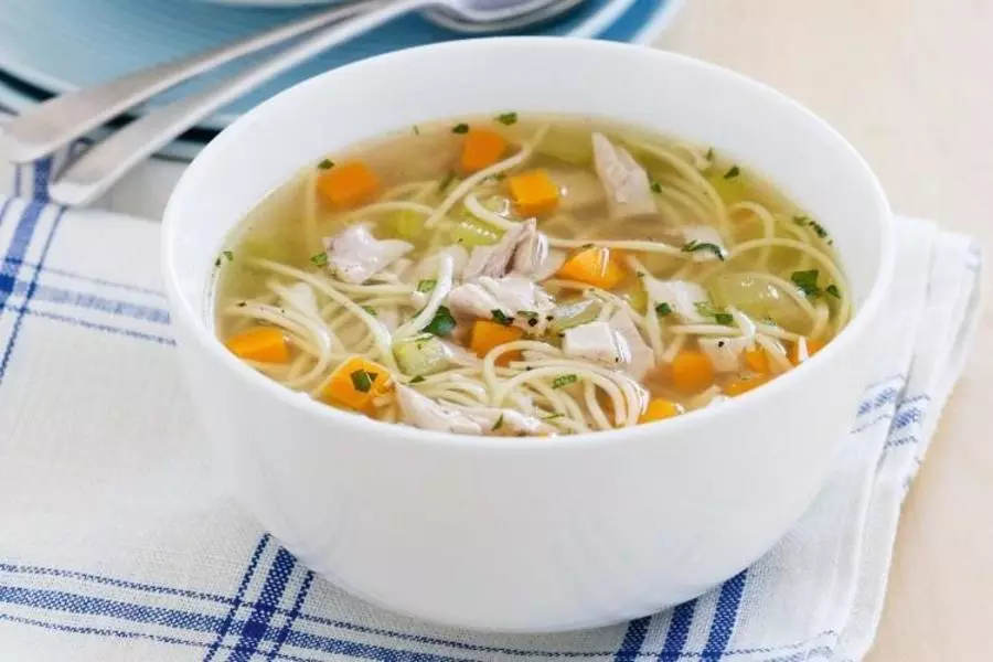 Лапша куриная.