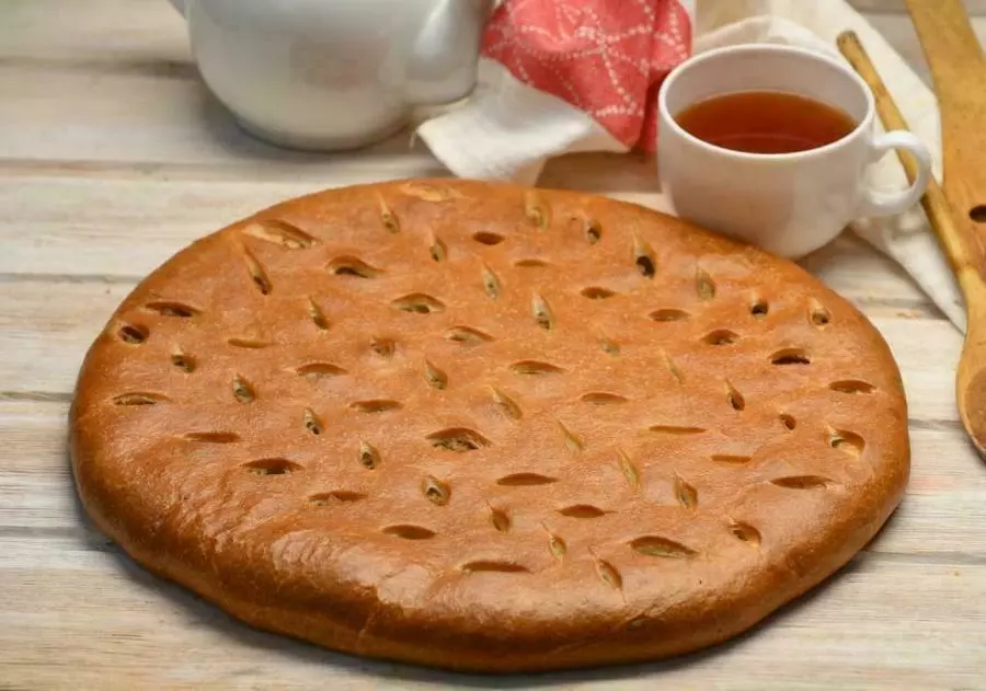 Пирог с мясным фаршем 0,9 