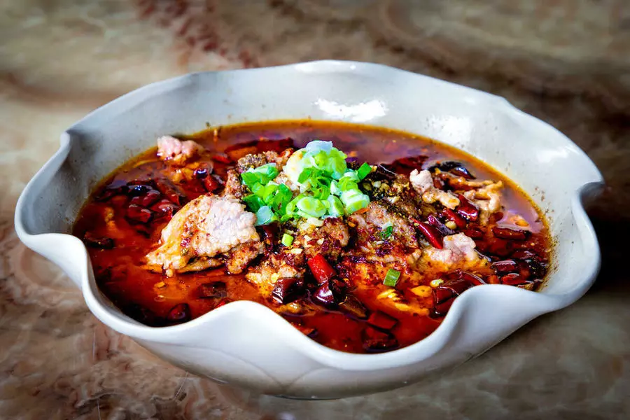Свинина по-сычуаньски 水煮肉片