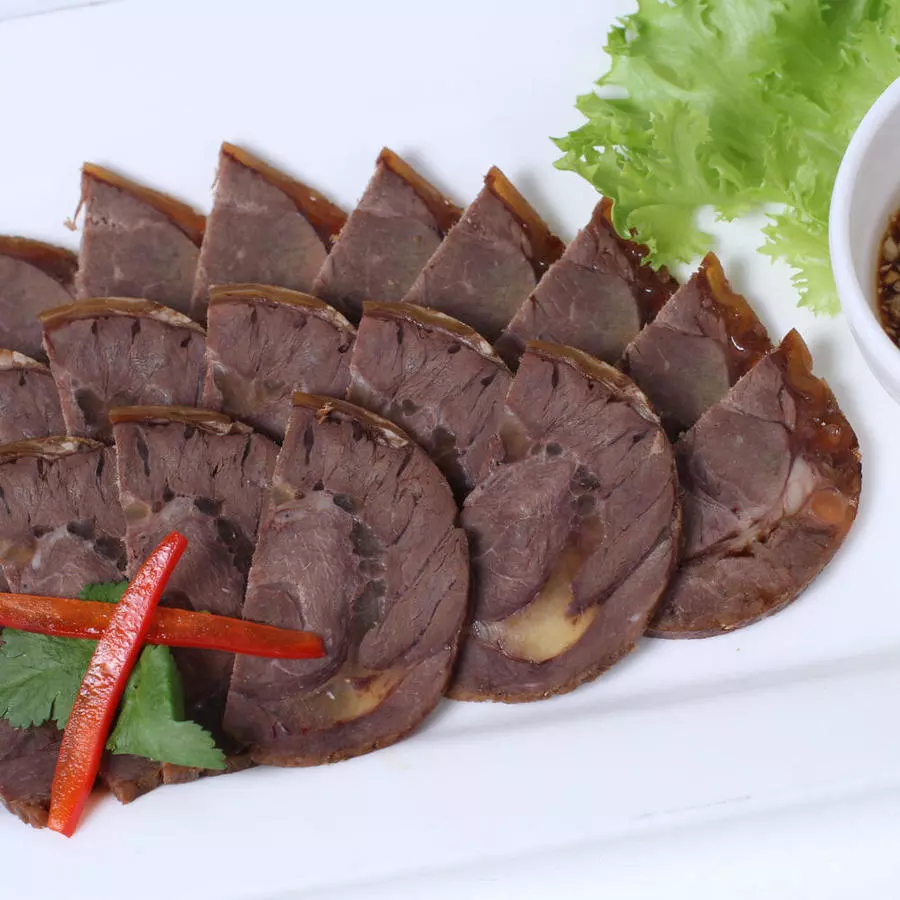 Нарезка из ароматной говядины 酱牛肉 