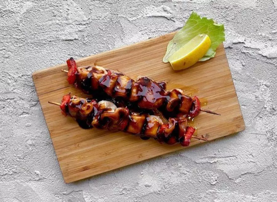 Шашлычки из кальмара