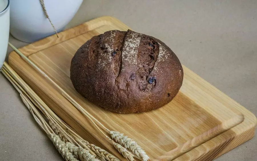 Хлеб Карельский заварной с изюмом 300г