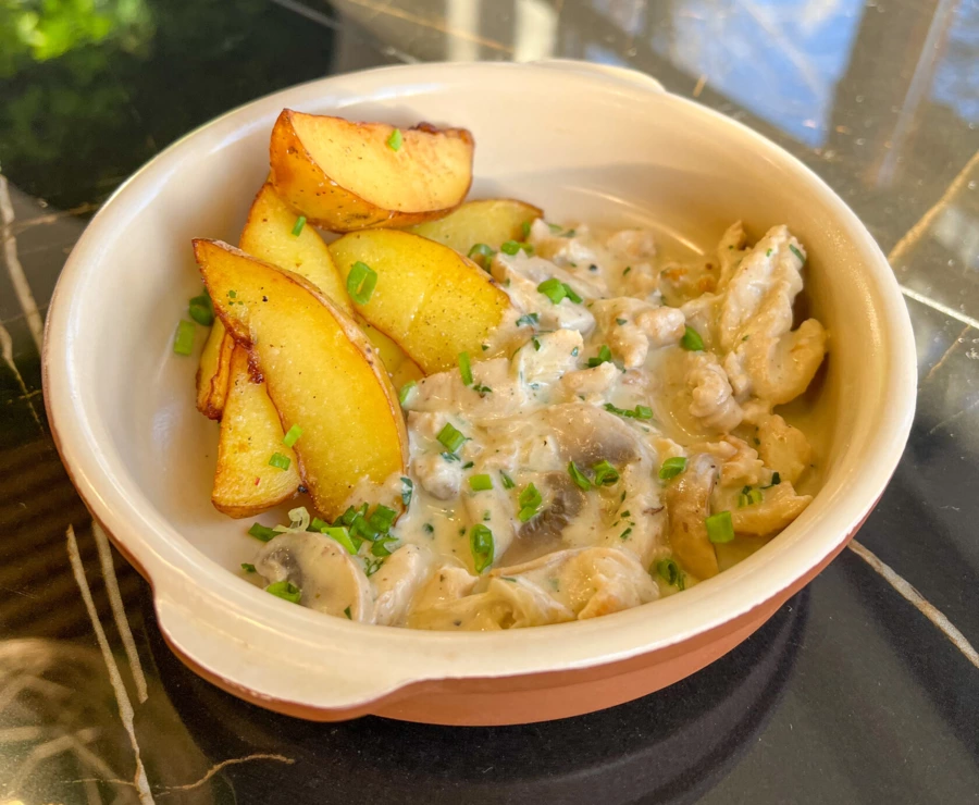 Бефстроганов из индейки