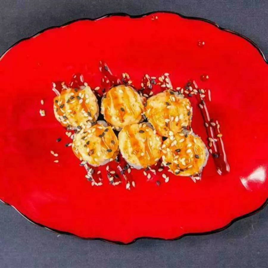 Ролл маки запеченный с кальмаром 