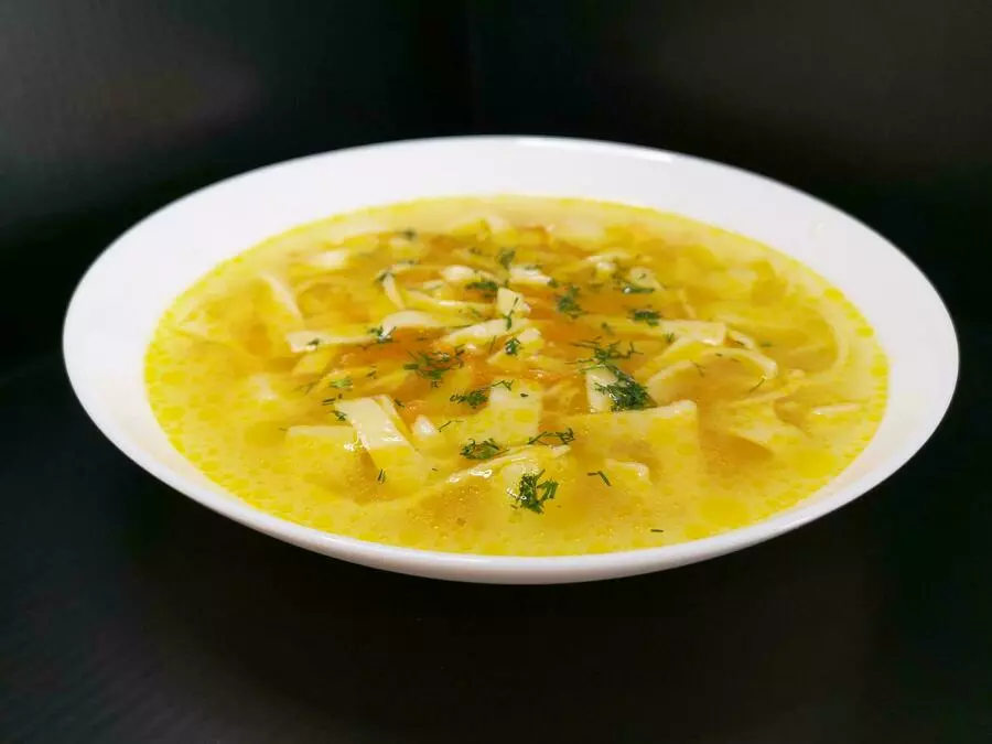 Суп куриный с домашней лапшой,  1 л