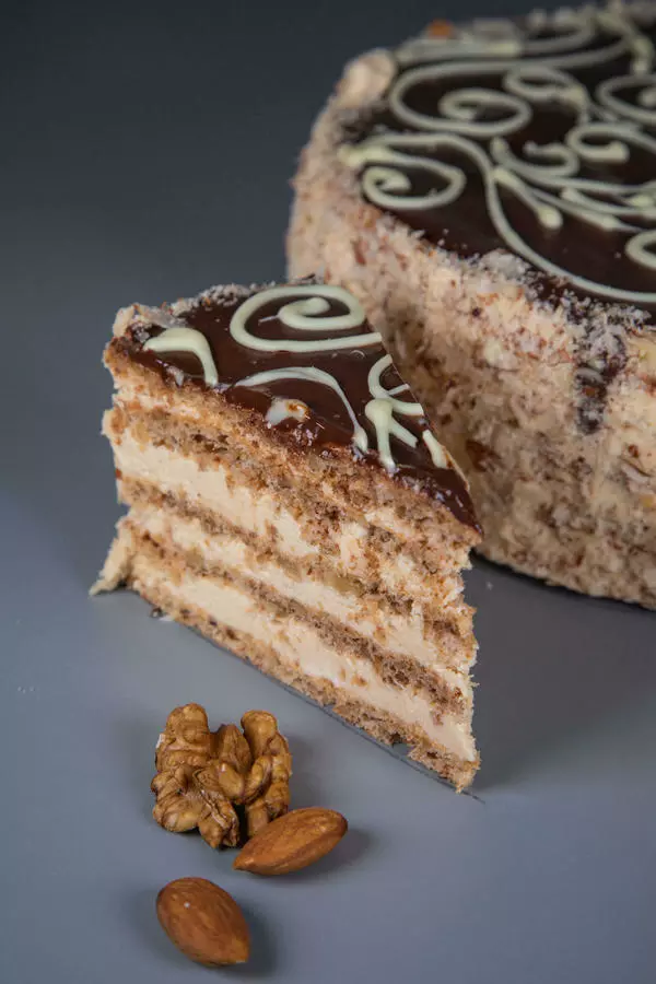 Торт "Эстерхази" 110г