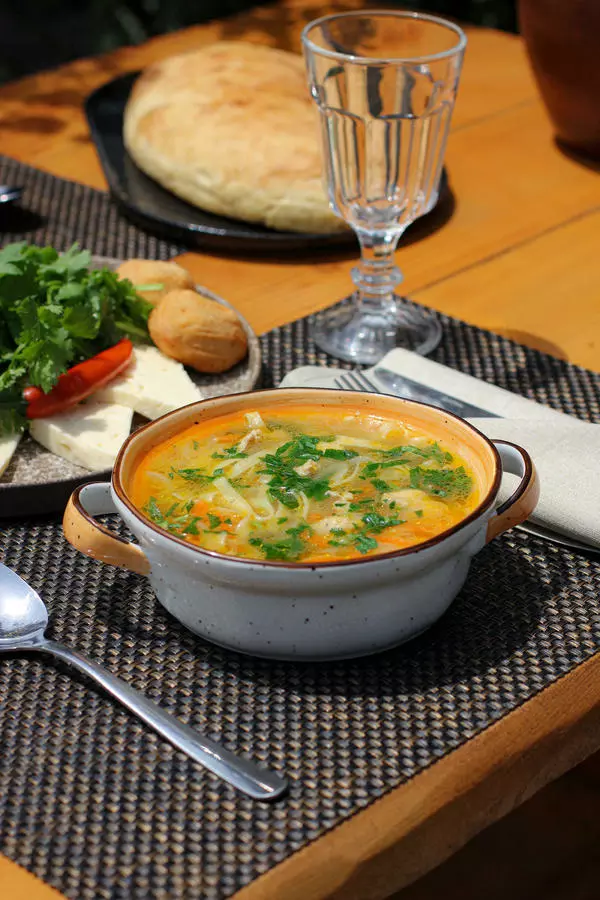 Суп-лапша куриная