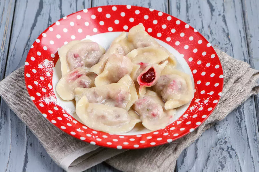 Вареники с вишней 