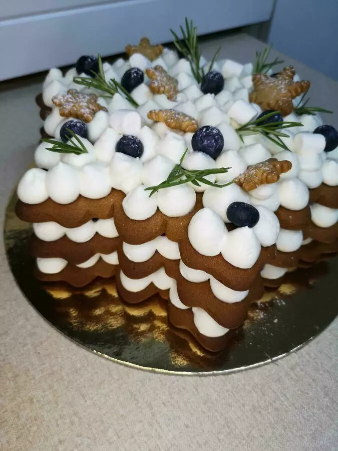 Торт МЕДОВИК СНЕЖИНКА 