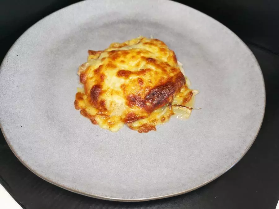 Свинина запечёная с ананасами