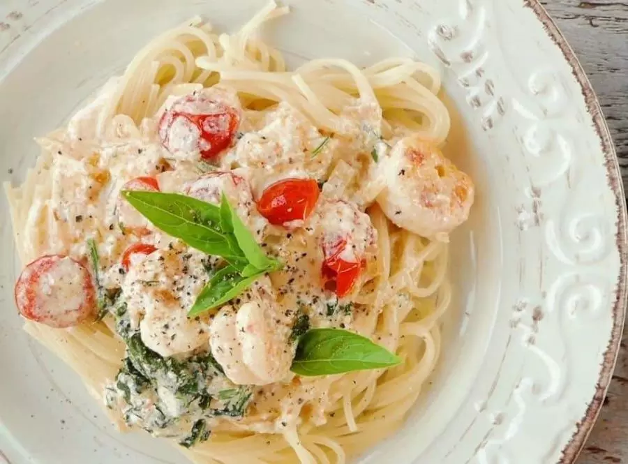 Паста с креветками в сливочном соусе