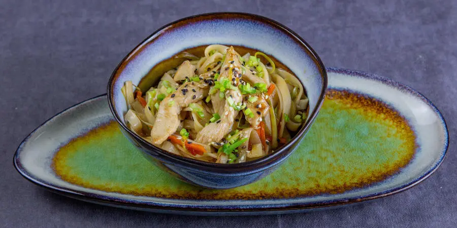 ВОК курица с овощами 300г