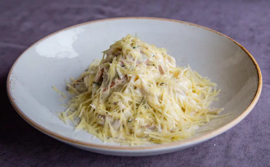 Тальятелле с ветчиной и грибами