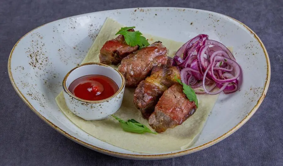 Шашлык из свинины 100г