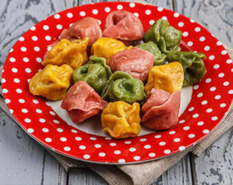 Цветные пельмешки из курицы (детское)
