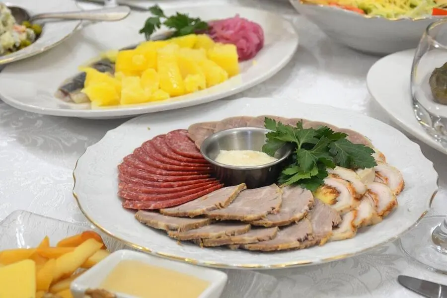 Мясная тарелка