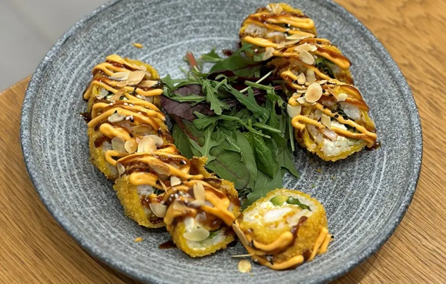 Маменори ГОРЯЧИЙ