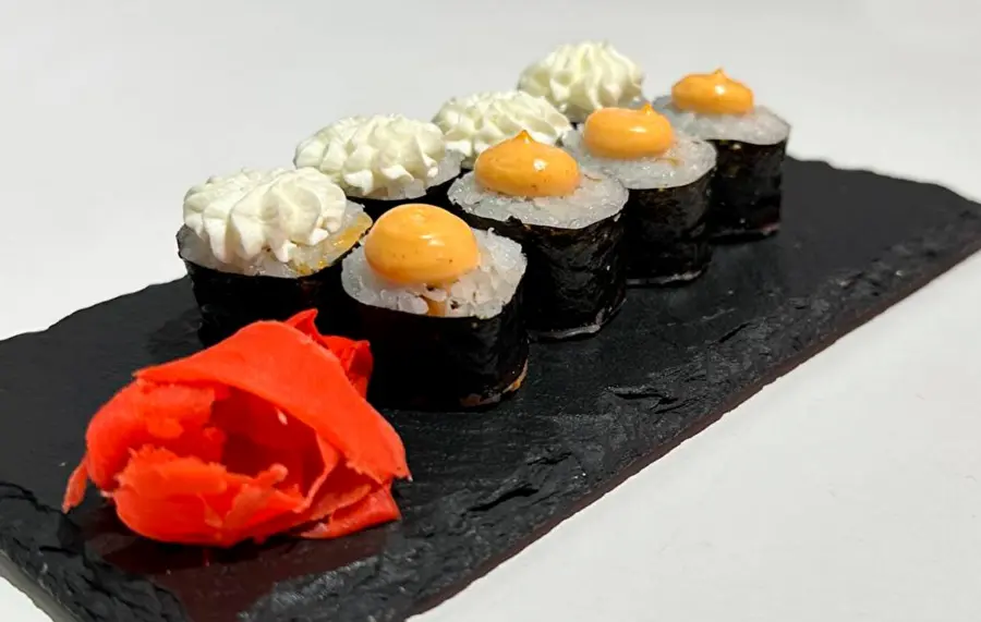 Ролл "Перчики с угрем и лососем"