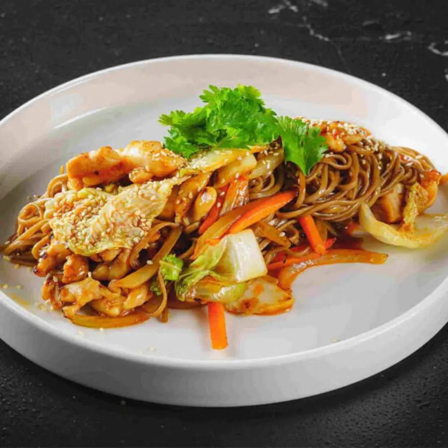 Wok с курицей