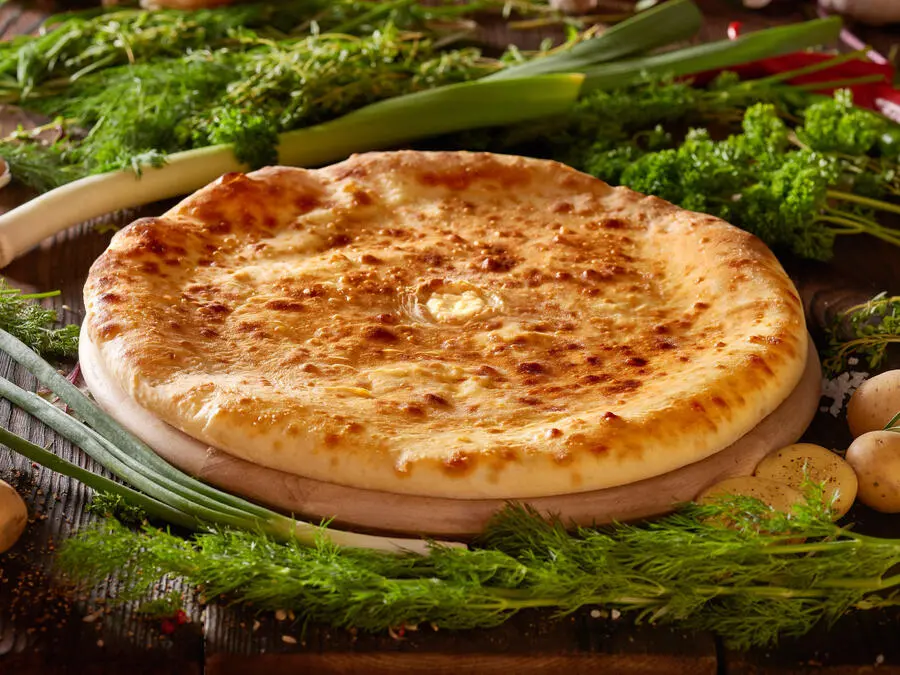 Пирог с картофелем и зеленью 30см