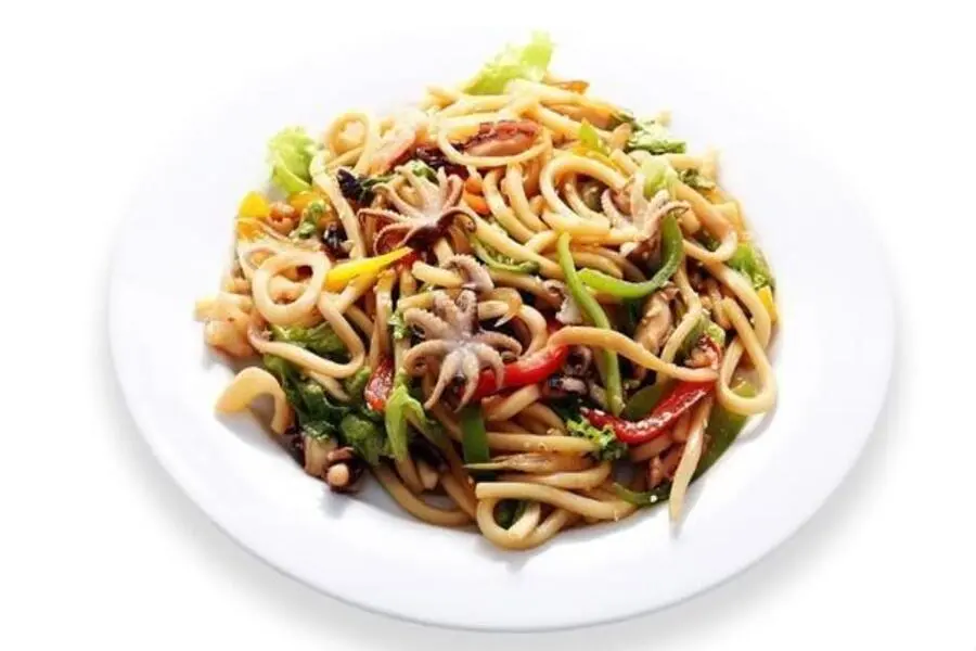 Удон яки с морепродуктами