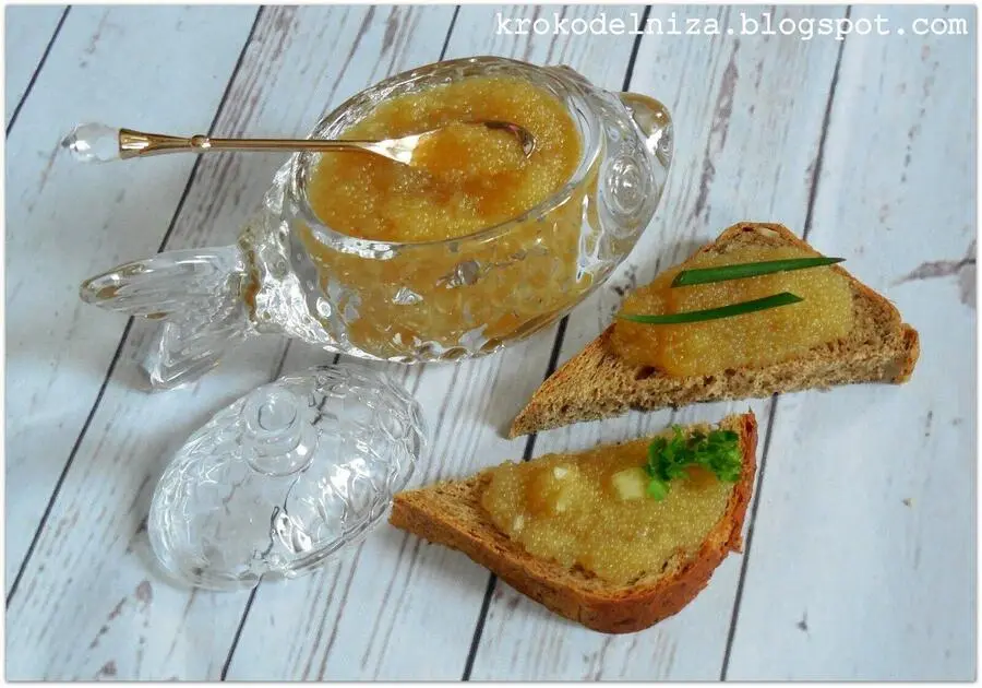  Щучья икра с тостами