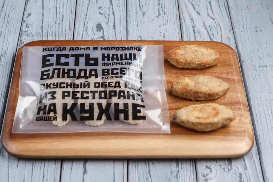 Замороженные котлеты куриные с сыром (большая упаковка)