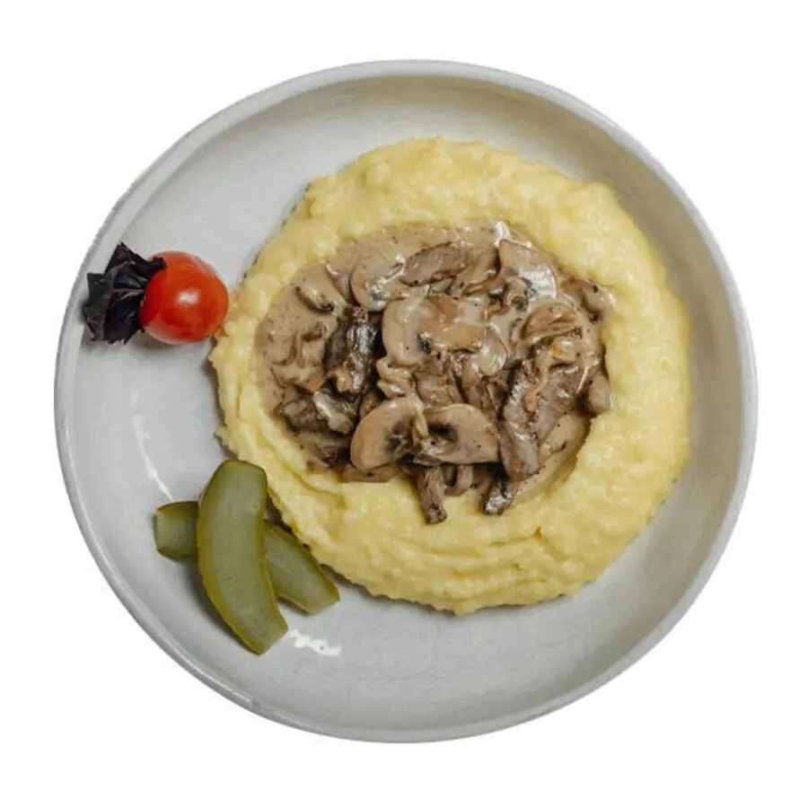 Бефстроган с телятиной