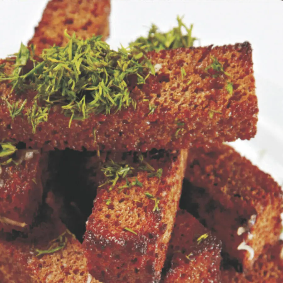 Ржаные гренки с чесноком и зеленью