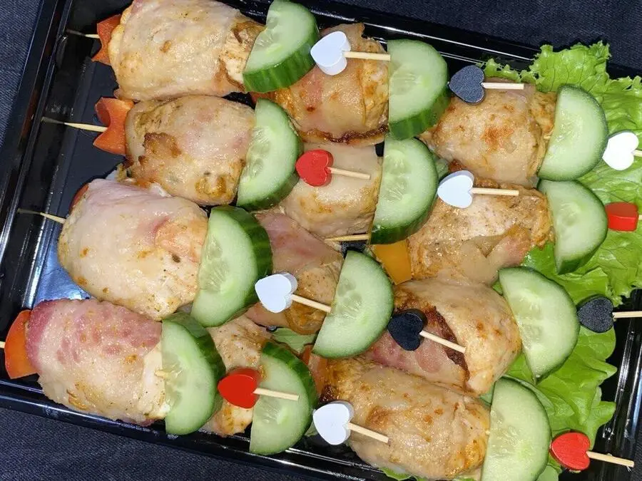 Шашлычок куриный с беконом XL