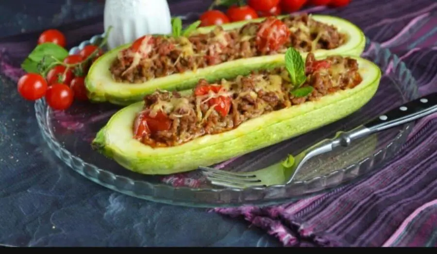 Кабачки фаршированые