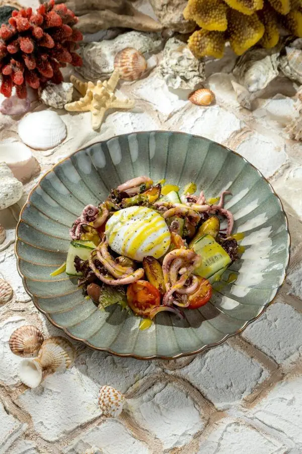 Салат щупальцами кальмара