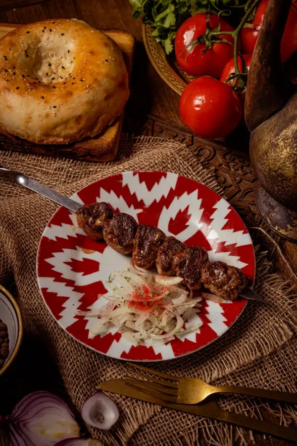 Шашлык из телячьей печени, обернутой в сало Чарви (70/20/10 гр)